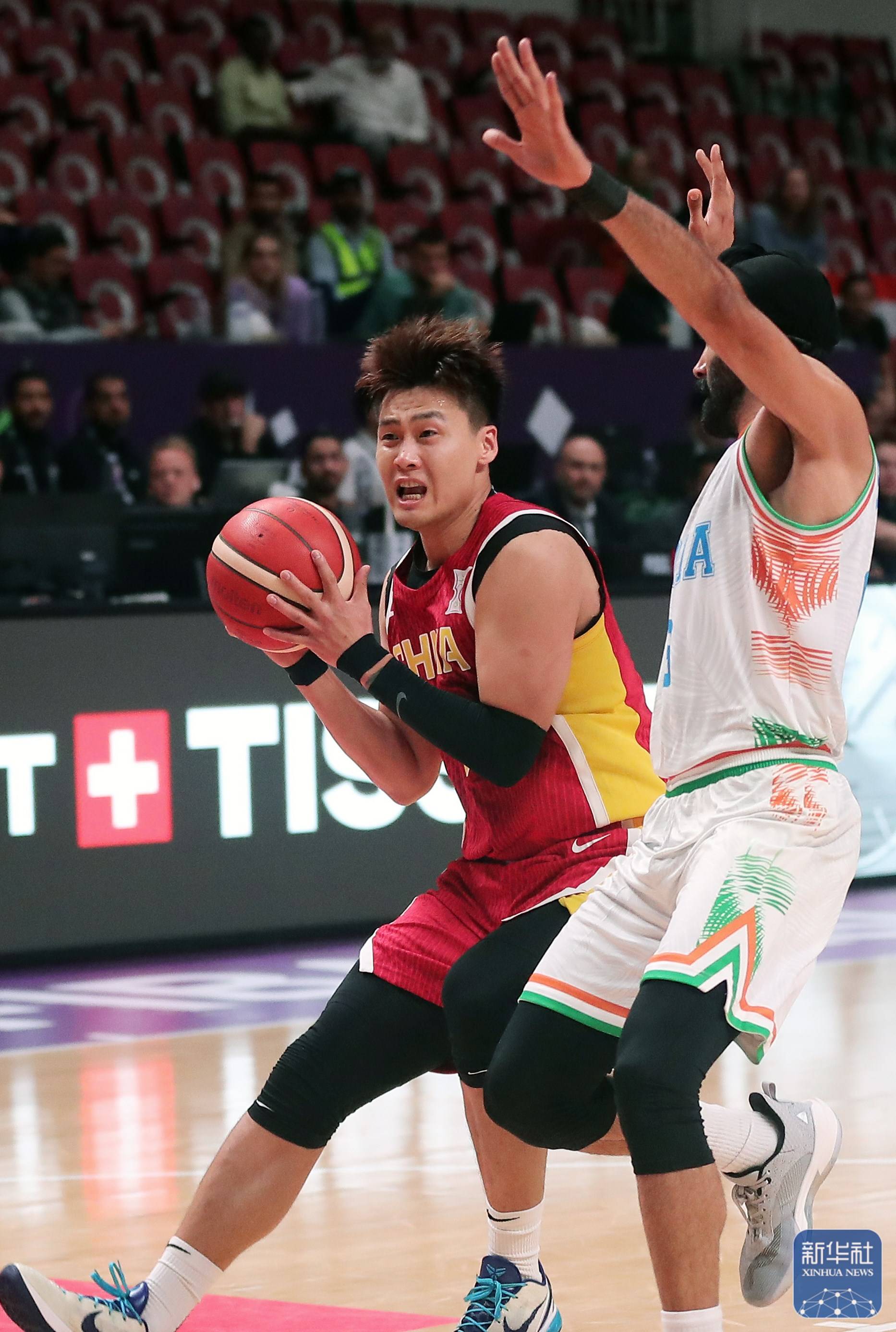 九游体育官网-深圳男篮训练开放日，国际比赛日复出首秀引欢呼，国王杯在即，临场指挥获称赞的简单介绍